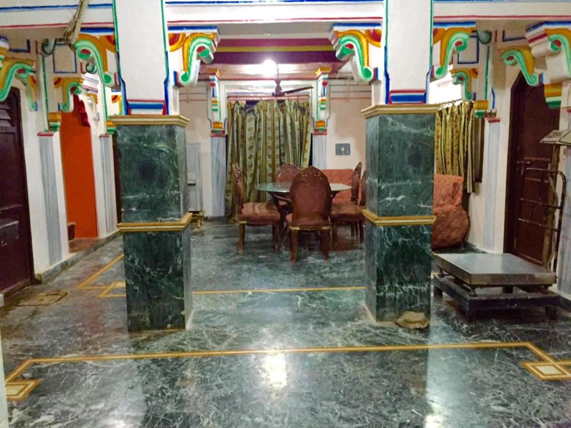 Grg Shanti Guest House Varanasi Near Manikarnika Ghat المظهر الخارجي الصورة