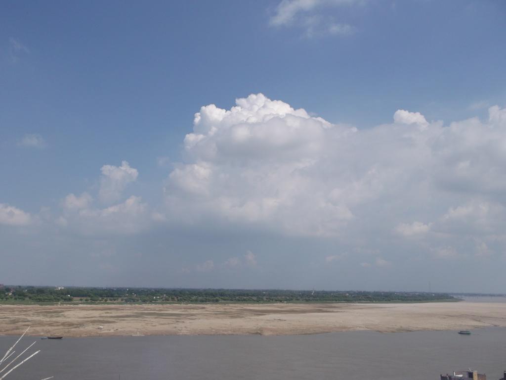 Grg Shanti Guest House Varanasi Near Manikarnika Ghat المظهر الخارجي الصورة