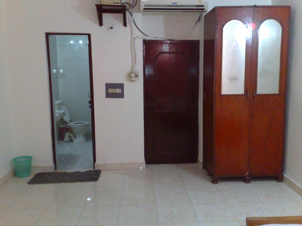 Grg Shanti Guest House Varanasi Near Manikarnika Ghat الغرفة الصورة