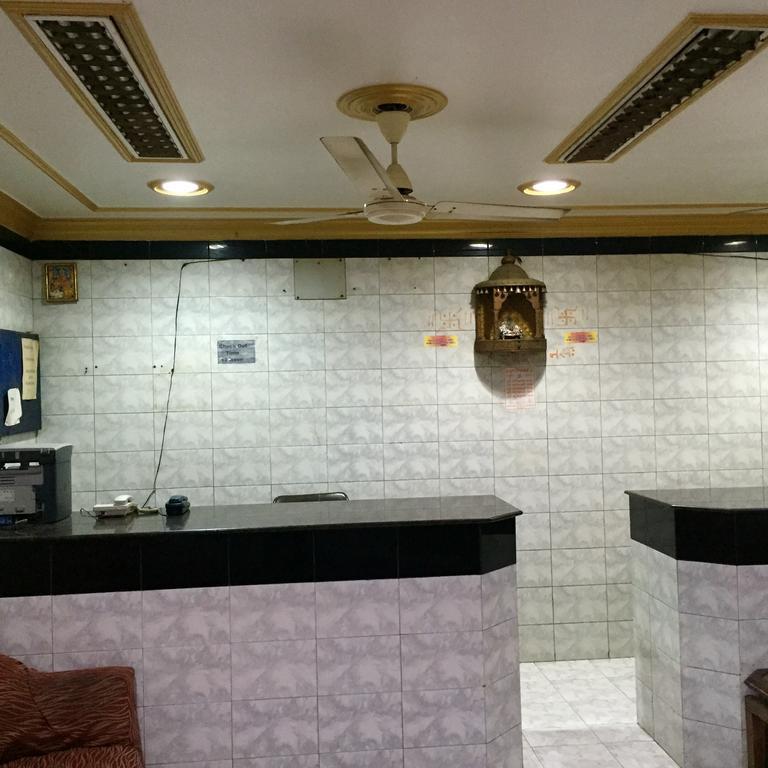 Grg Shanti Guest House Varanasi Near Manikarnika Ghat المظهر الخارجي الصورة