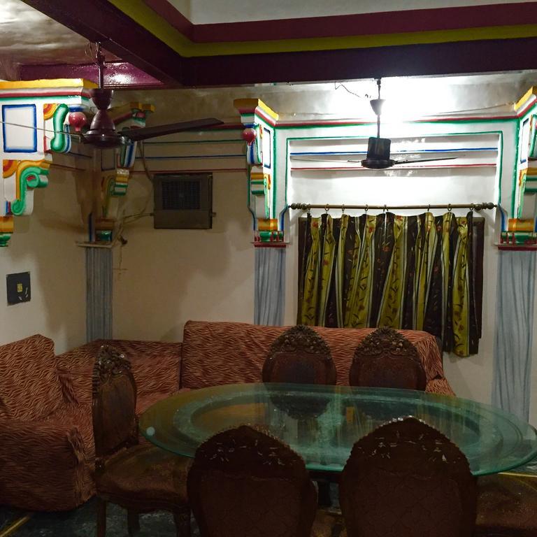 Grg Shanti Guest House Varanasi Near Manikarnika Ghat المظهر الخارجي الصورة