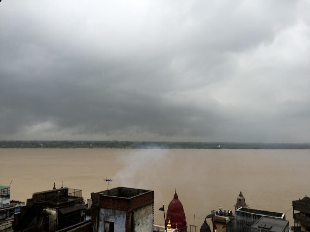 Grg Shanti Guest House Varanasi Near Manikarnika Ghat المظهر الخارجي الصورة