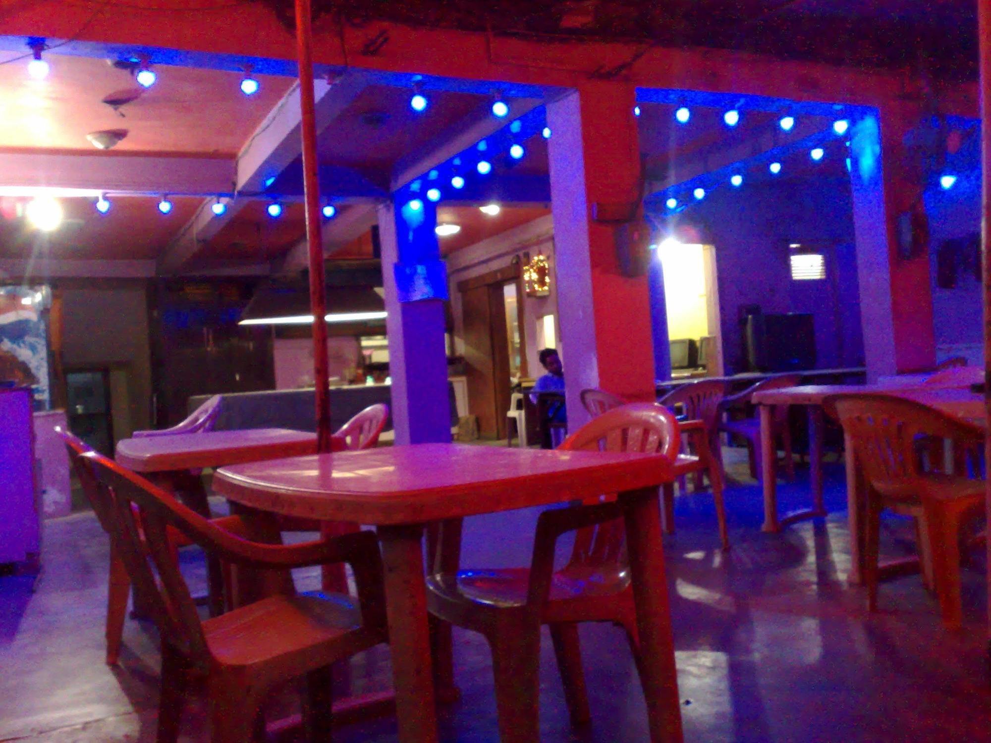 Grg Shanti Guest House Varanasi Near Manikarnika Ghat المظهر الخارجي الصورة